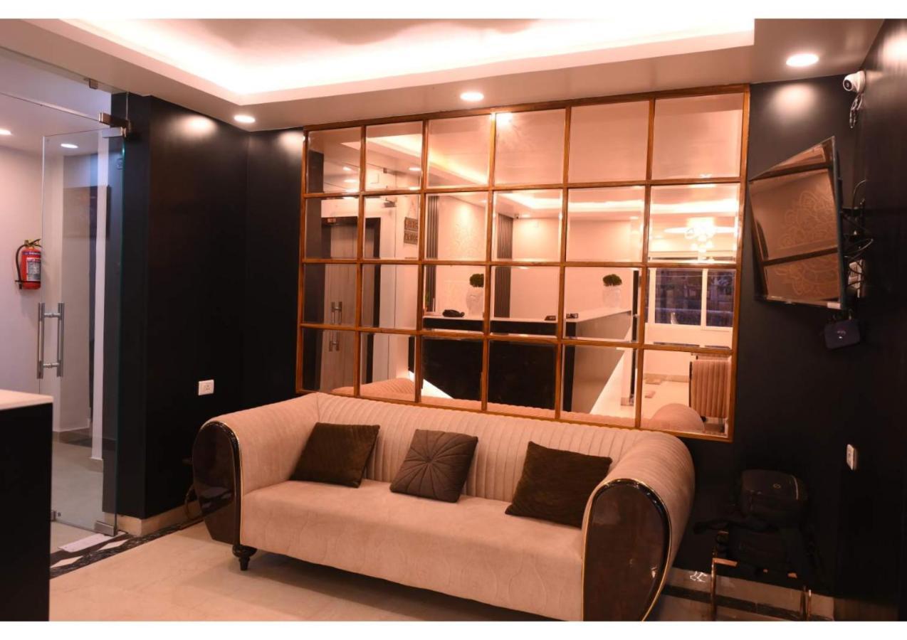 Hotel Ganga Kaveri バラナシ エクステリア 写真