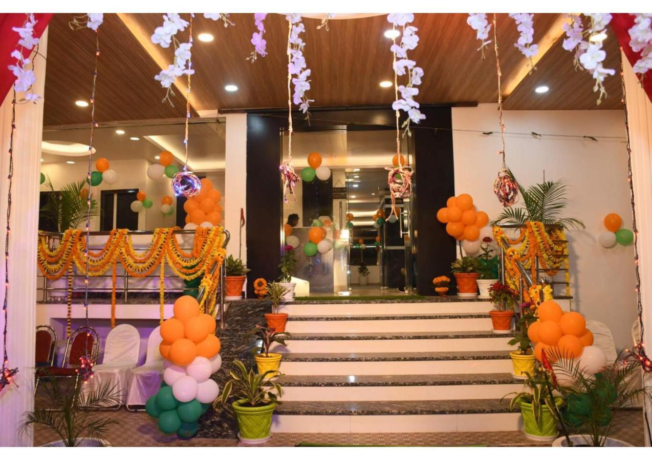 Hotel Ganga Kaveri バラナシ エクステリア 写真